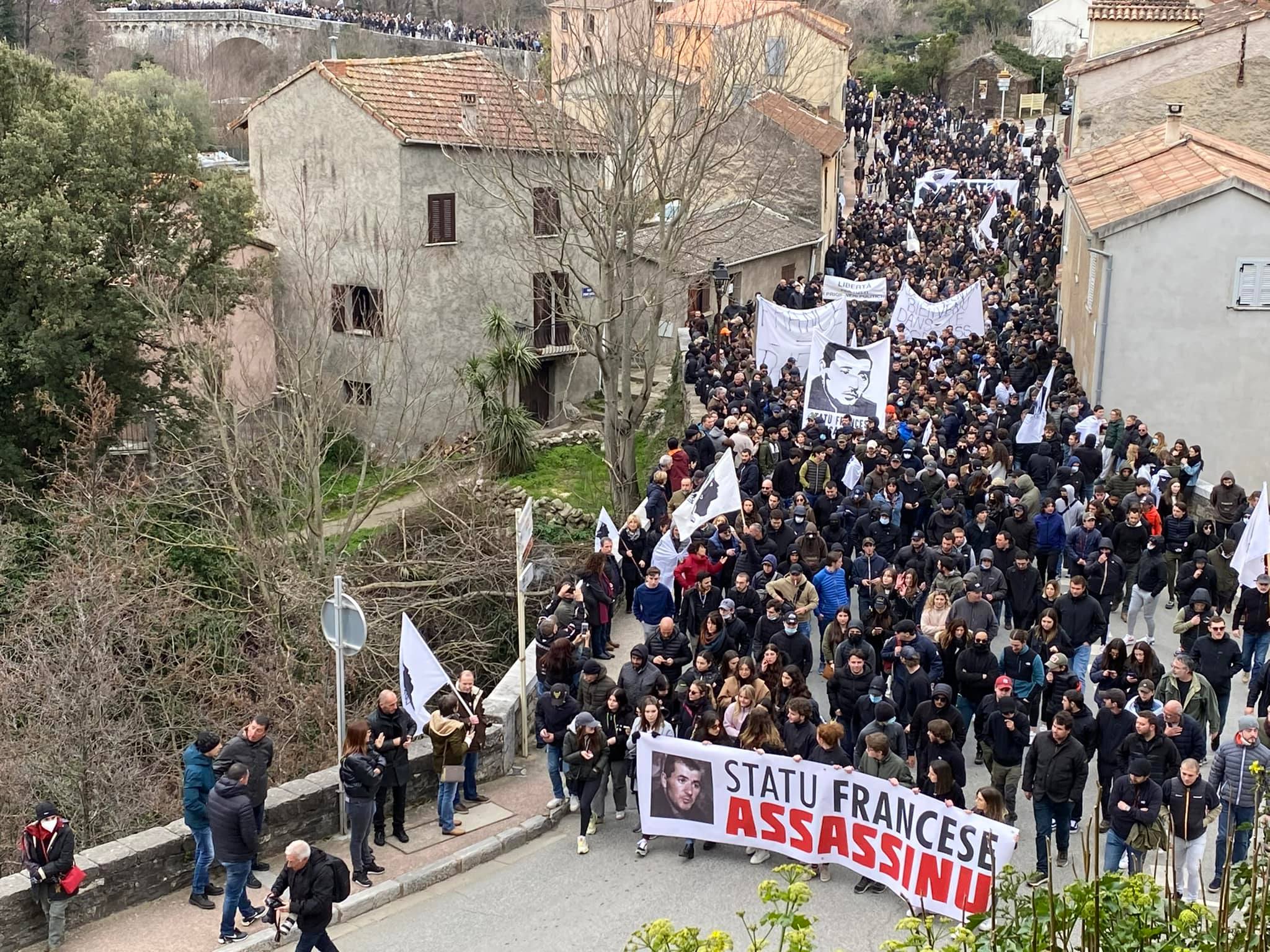 Corsica in rivolta
